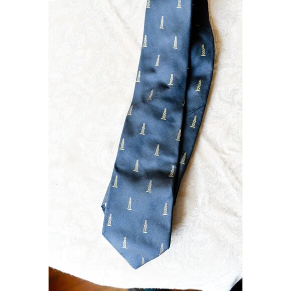 Italian Silk Oil Rig or Derrick Tie by Neiman Marcus Vintage Texas - Picture 2 of 6